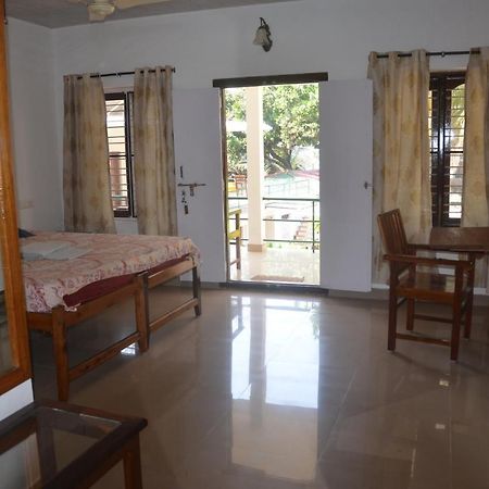 Arya Homestay Bougain Villa Gokarna  Luaran gambar