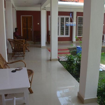 Arya Homestay Bougain Villa Gokarna  Luaran gambar