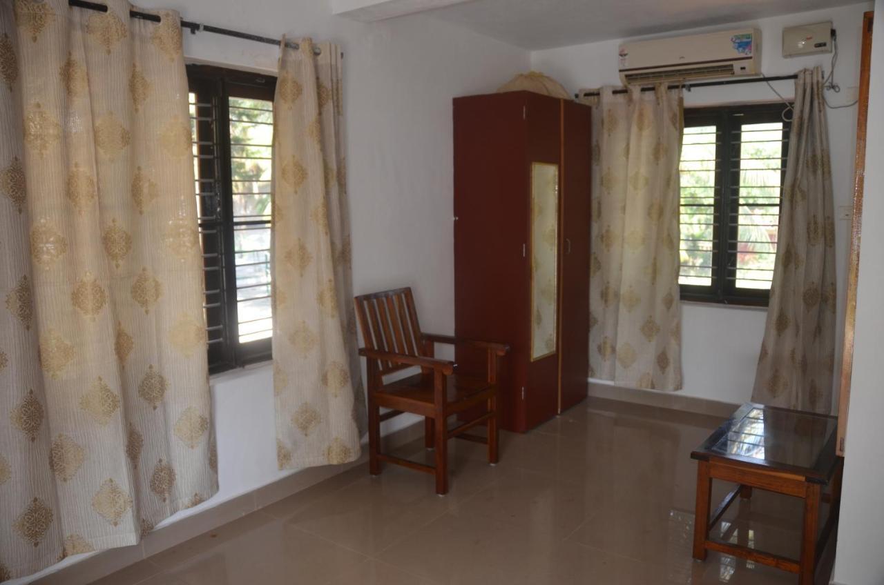 Arya Homestay Bougain Villa Gokarna  Luaran gambar
